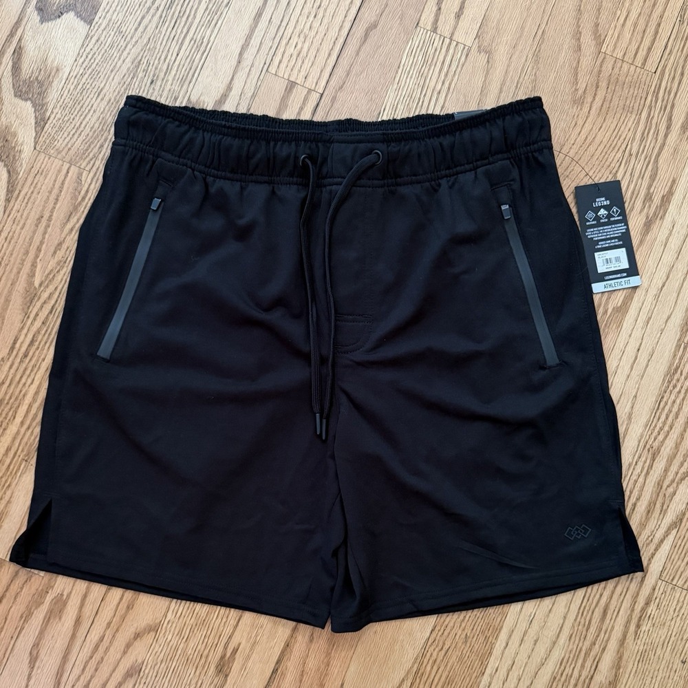 LEG3ND Men's Athletic Performance Shorts Black 7" Inseam Zip Pocket NWT L